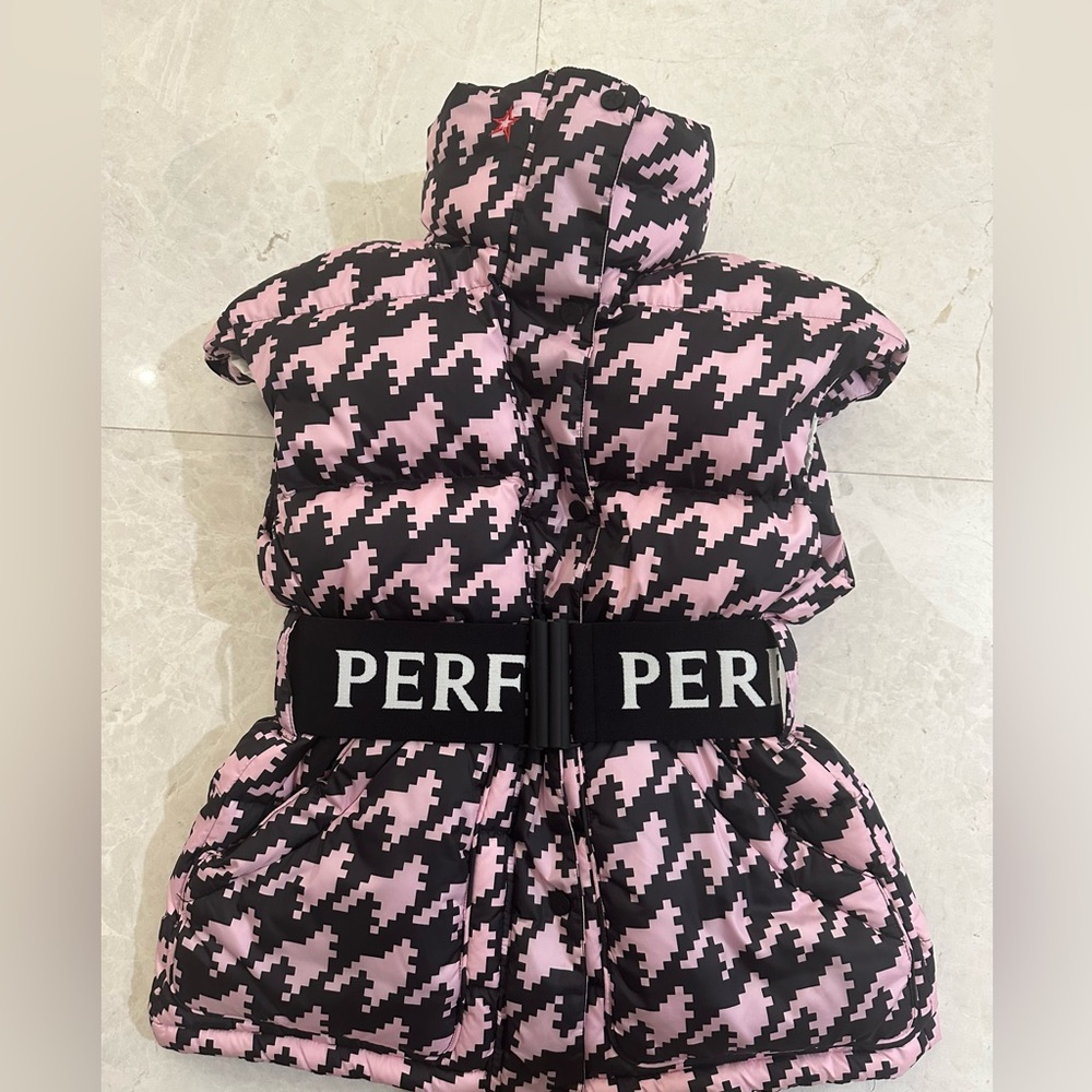 Perfect Moment puffer vest sz Small